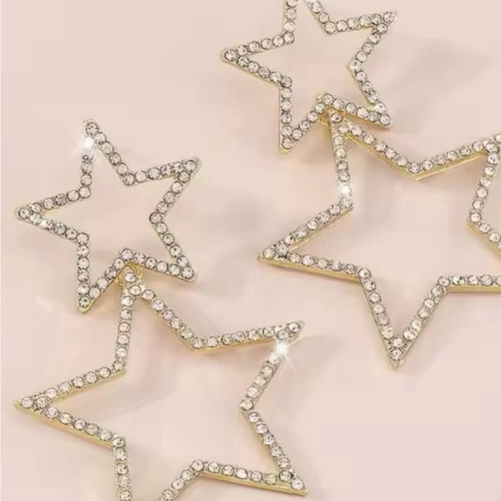 LAST 1! Rhinestone Fashion Star Hollow Drop Earrings! (Gold) - Picture 5 of 10